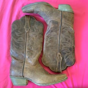 Brown cow girl boots